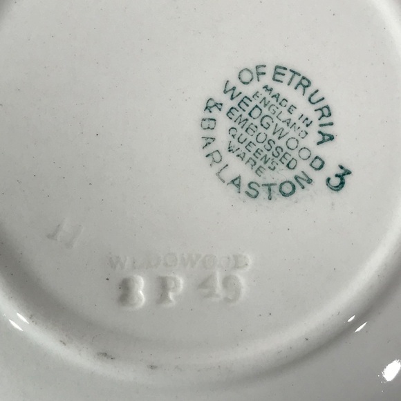 Wedgwood Etruria Embossed Queens Ware Pink on White Tea Cup Saucer Set England - Picture 4 of 16